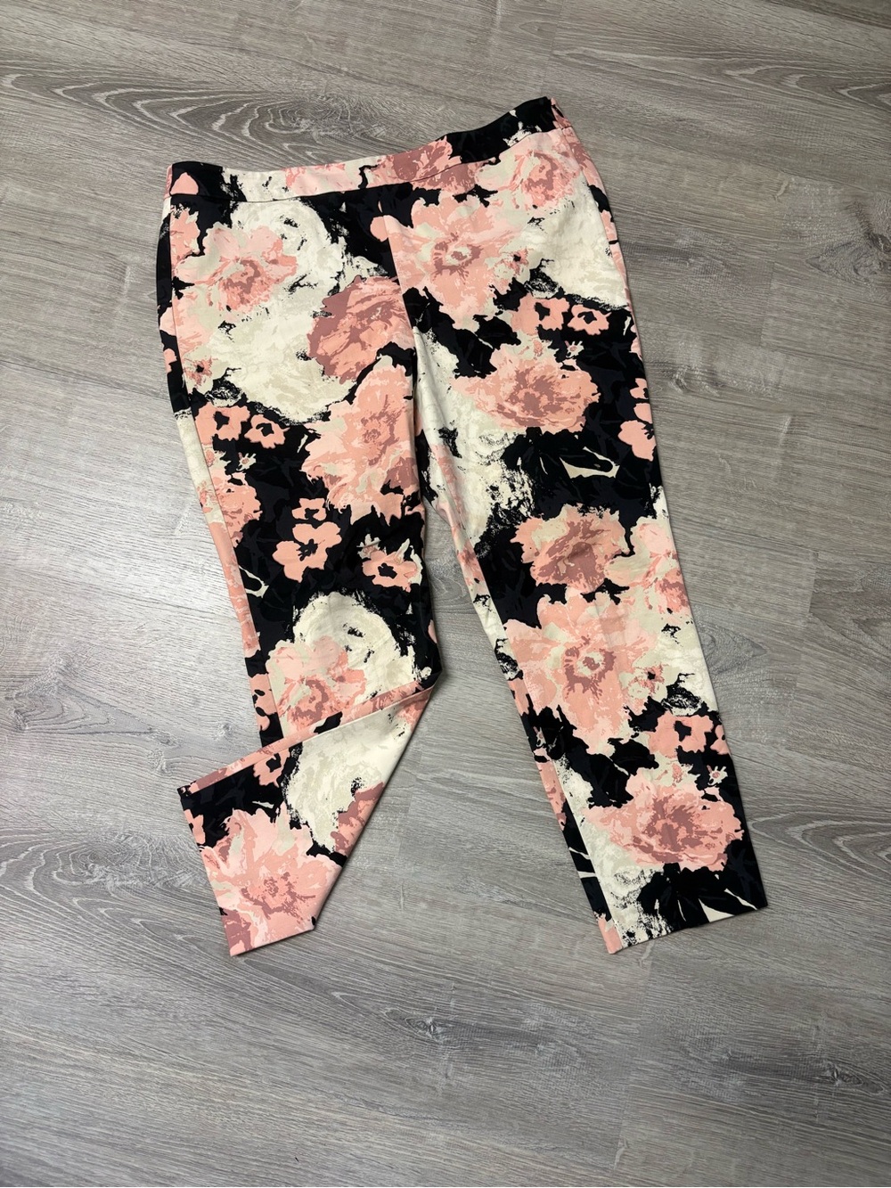 Talbots Black, Pink & Cream Floral Pants